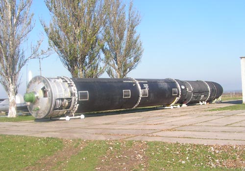     ,      -    . 4-    200 