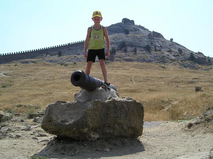      - "-    . - ,      15 