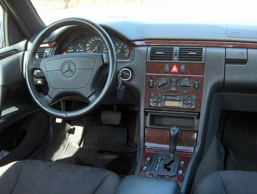 ���-������ ������ ���� 2-� ������� ������ � 210-�. ��� �� ��-������ ��������