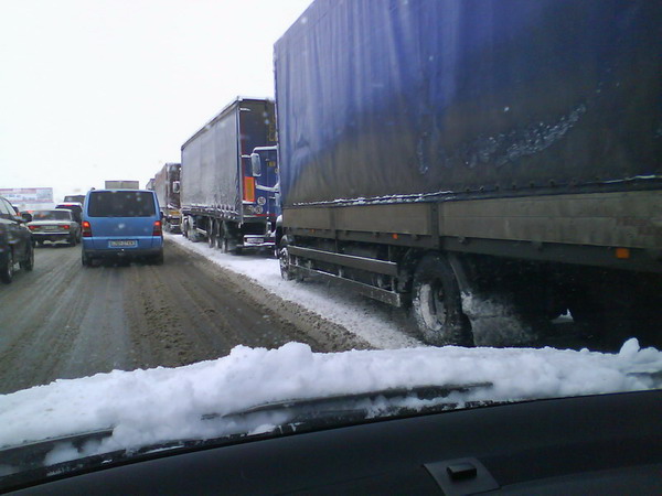 ��� ���.