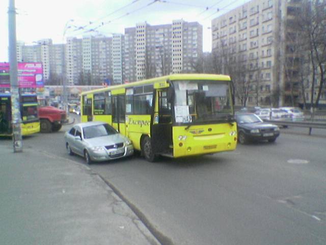 ���� �� ��������� �� 12:00 �� ��������������� �������. ������� �� ��������� ���� ���������� � ���