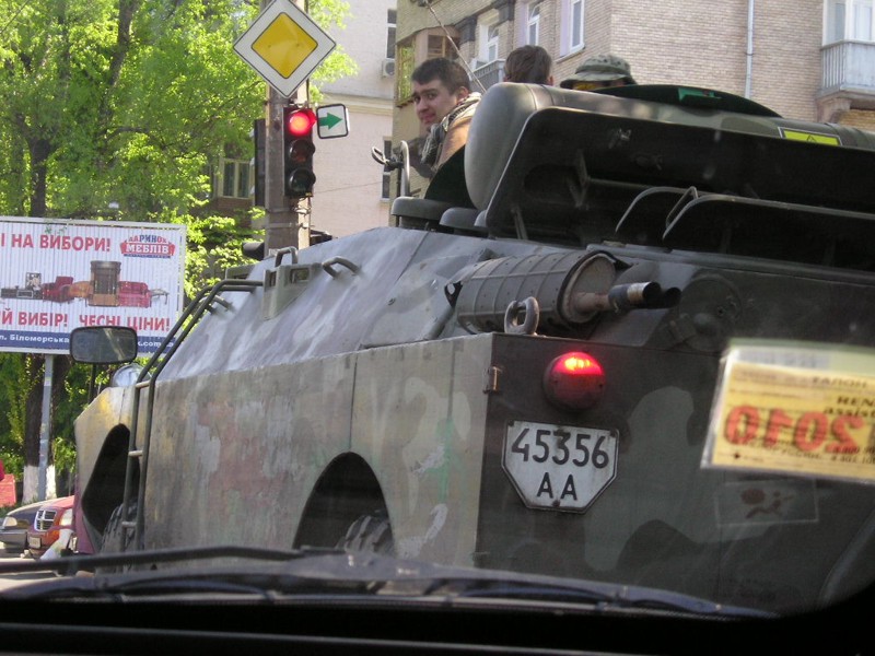 ������ ������������ �������� ���� �������� � ��������, ��������� �� ������������-������ � ������� ������. �� �� ���������� "�����", ���� �� ����� - �������������, - ������ ��� ������� �������-��������, � ������� �� "�����" ���� 4, ���������, ��������� ���� � ��� ����� ��������� ������ �� �������