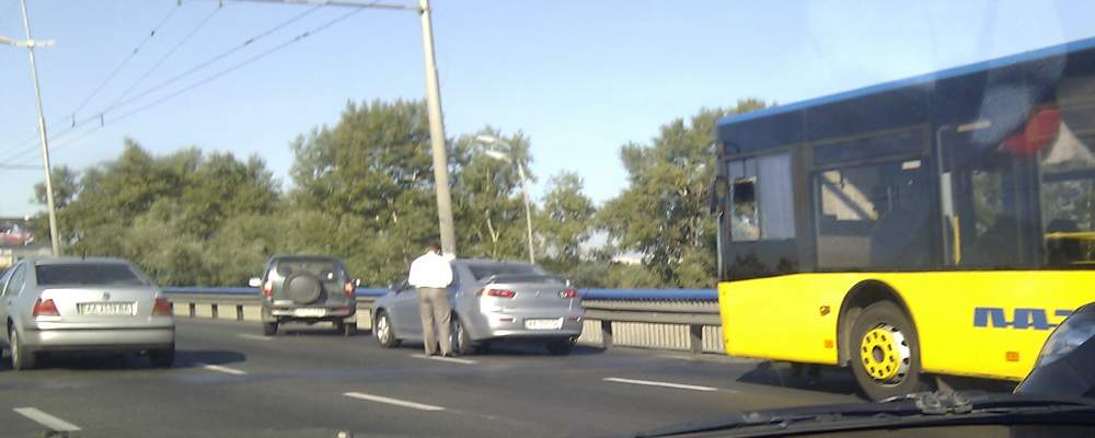 ����� ��� ������� ����� � ������ 9:30 - � ����� ������ ����� �������� ����� ����� ����� ����������-�������� (�� 1.5 ������) �� ���������� ������, � ����� ��� ��� ������