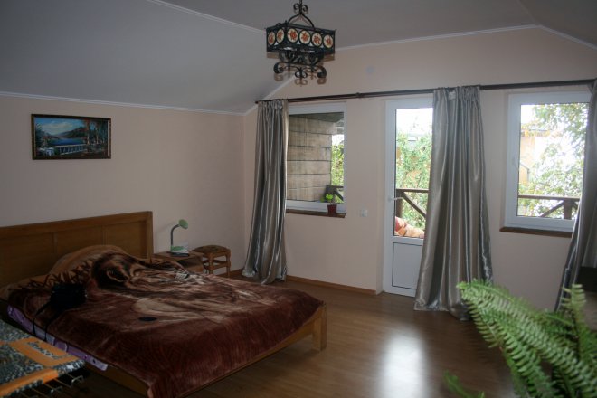 ����� � ������� �� ������ ����� - � ����� �� ���������, ������ �� ���� - � ��� �����.