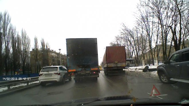 � 9:42 ��� ��� �� ������ ��� 2 ������ ������ ��������� � ������ ��� �� ����.