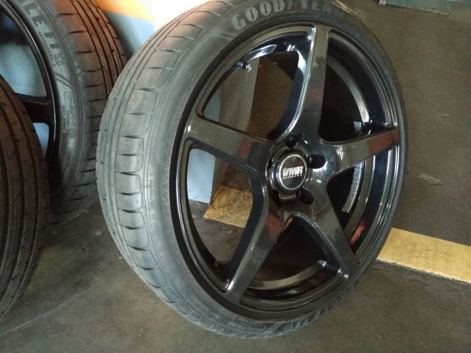  - ** .     VMR 705 19"   GoodYear Eagle F1 225/40 255/35,    